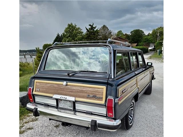 1989 Jeep Wagoneer