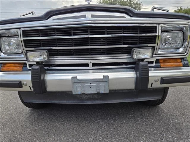 1989 Jeep Wagoneer