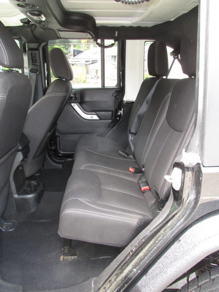 2015 Jeep Wrangler Sahara Unlimited 3.6L V6 6-Speed Manual 4×4 Hardtop
