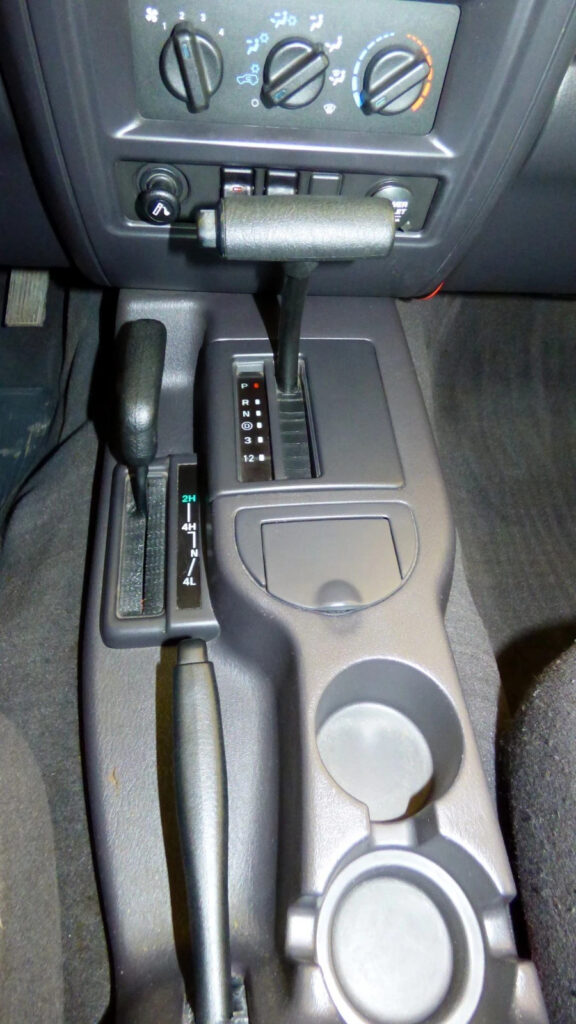 1999 Jeep Cherokee Sport