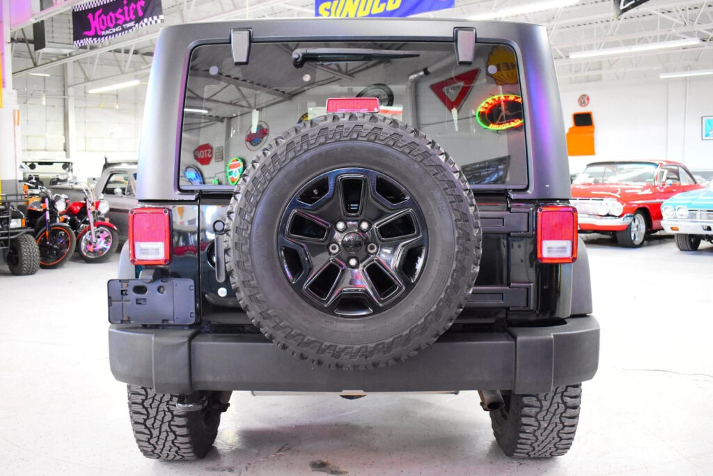 2015 Jeep Wrangler Sport