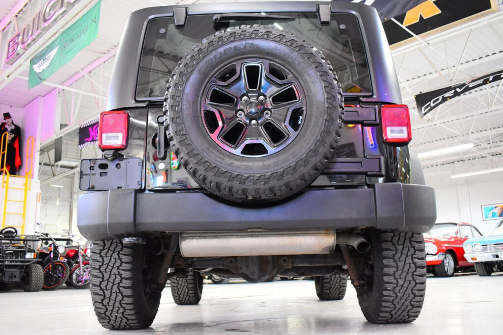 2015 Jeep Wrangler Sport