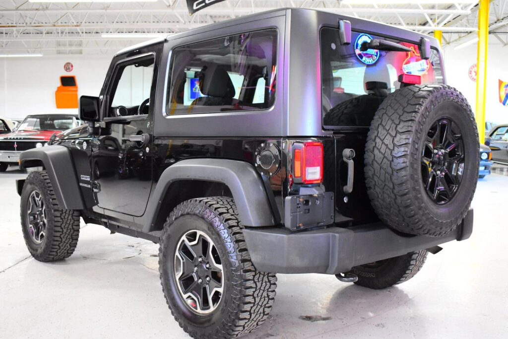 2015 Jeep Wrangler Sport