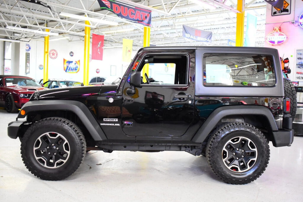 2015 Jeep Wrangler Sport