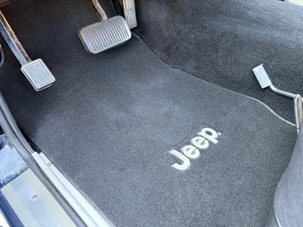 1983 Jeep Cherokee Laredo