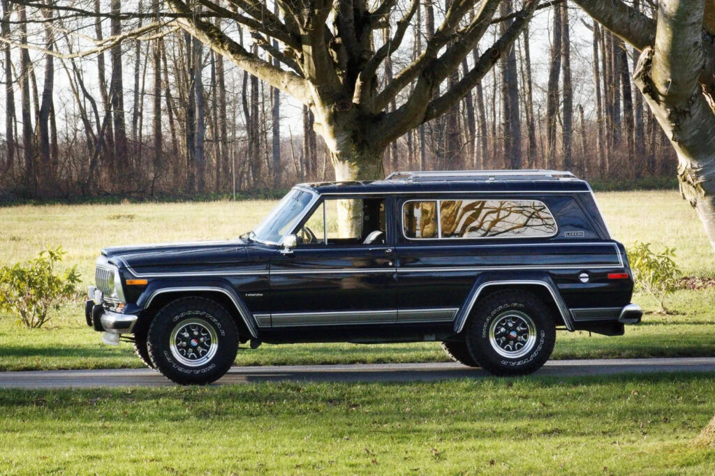 1983 Jeep Cherokee Laredo