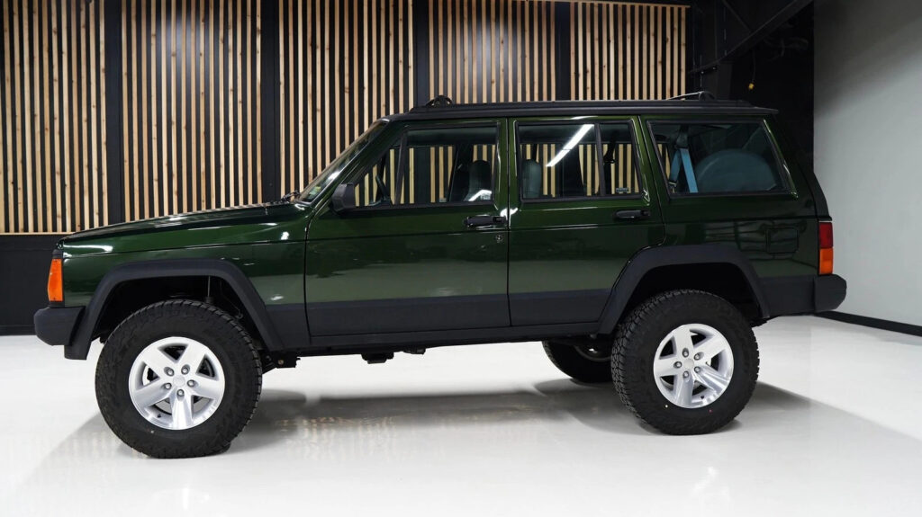 1995 Jeep Cherokee 4dr Sport