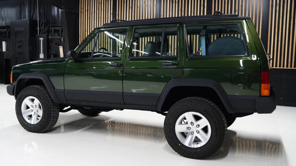 1995 Jeep Cherokee 4dr Sport