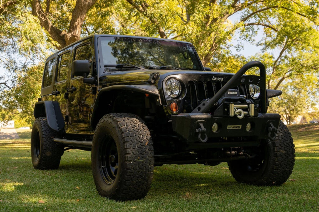 2011 Jeep Wrangler Unlimited Sport S, Hardtop, Lifted, Black Mountain Upgrades