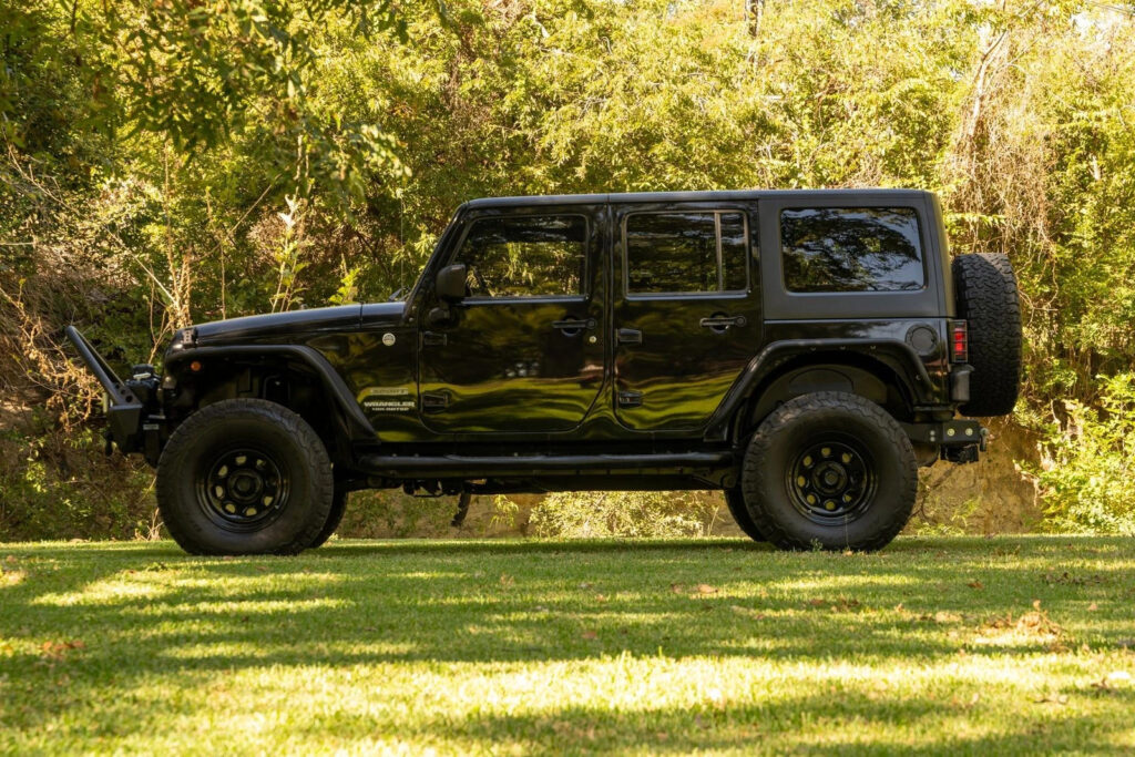 2011 Jeep Wrangler Unlimited Sport S, Hardtop, Lifted, Black Mountain Upgrades