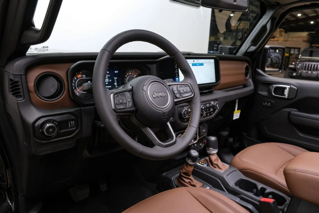 2024 Jeep Wrangler Unlimited Sport 4X4 SKY Top,dupont Kevlar,lift,led