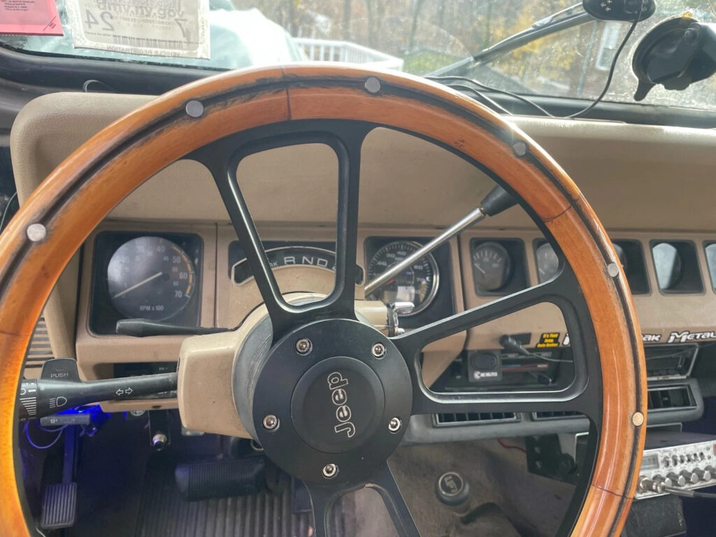 1990 Jeep Wrangler Sahara