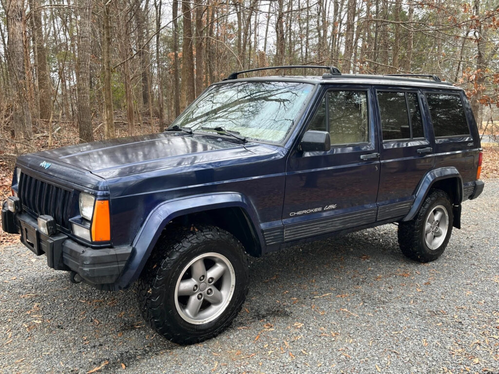 1996 Jeep Cherokee XJ. Rust Free. Only 89k mi.
