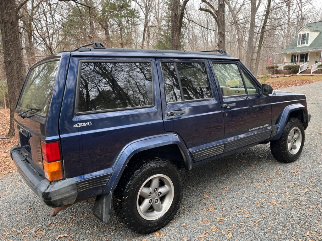 1996 Jeep Cherokee XJ. Rust Free. Only 89k mi.