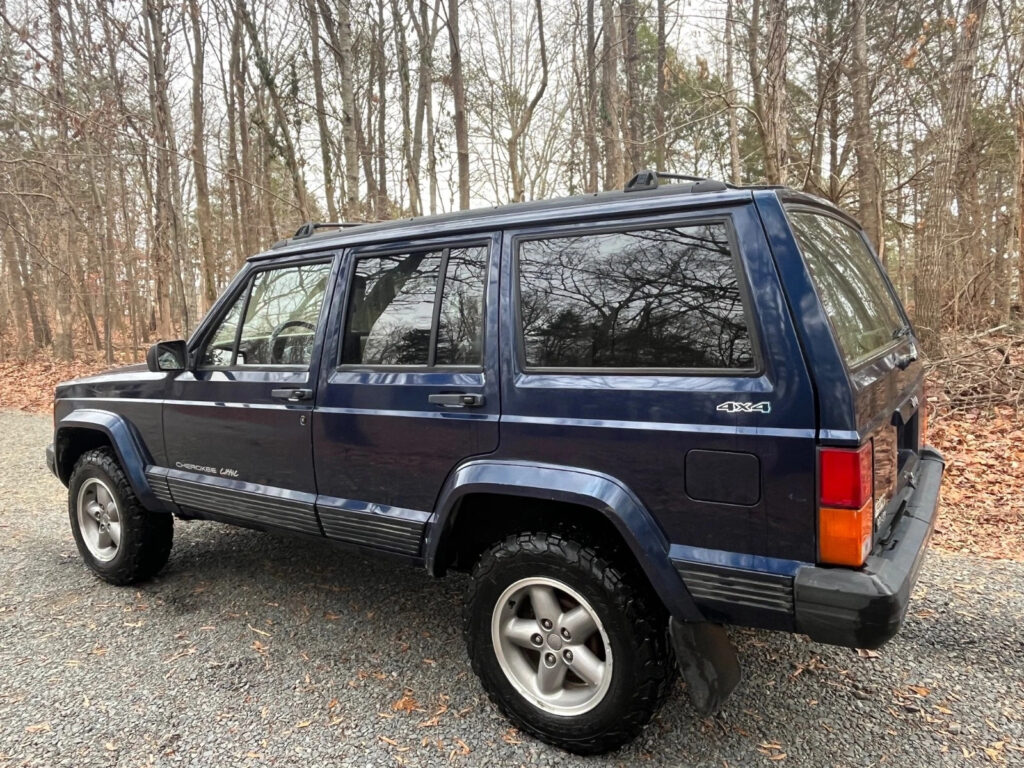 1996 Jeep Cherokee XJ. Rust Free. Only 89k mi.