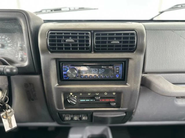 1998 Jeep Wrangler / Tj Sport Utility 2D