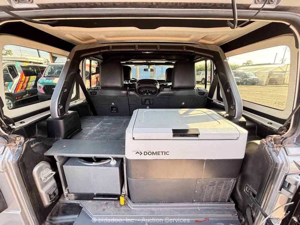 2021 Jeep Wrangler Camper