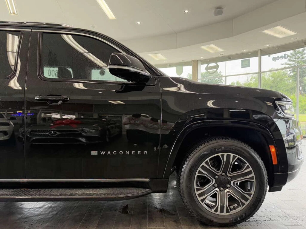 2024 Jeep Wagoneer