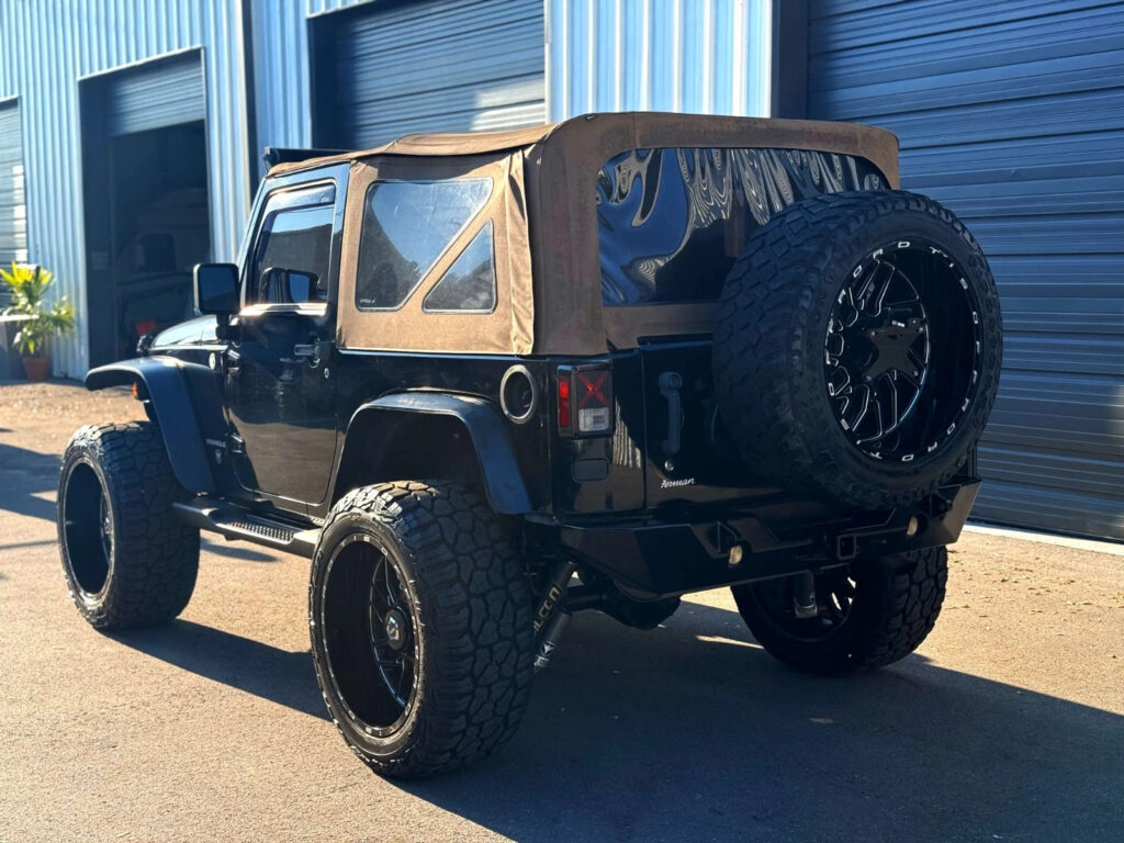 2013 Jeep Wrangler Sahara