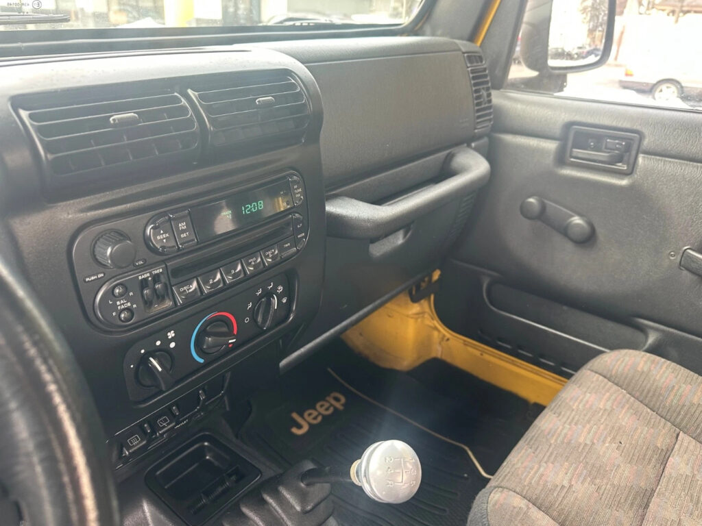 2004 Jeep Wrangler X