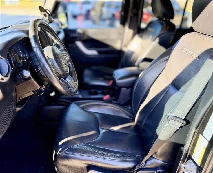 2016 Jeep Wrangler Unlimited Sahara 4WD