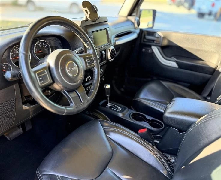 2016 Jeep Wrangler Unlimited Sahara 4WD