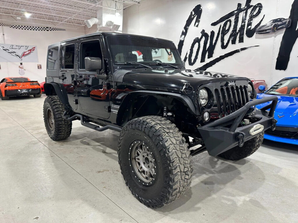 2016 Jeep Wrangler Unlimited Sport 23S Package, XRC Bumpers, 4″ Lift, 17″on35’s