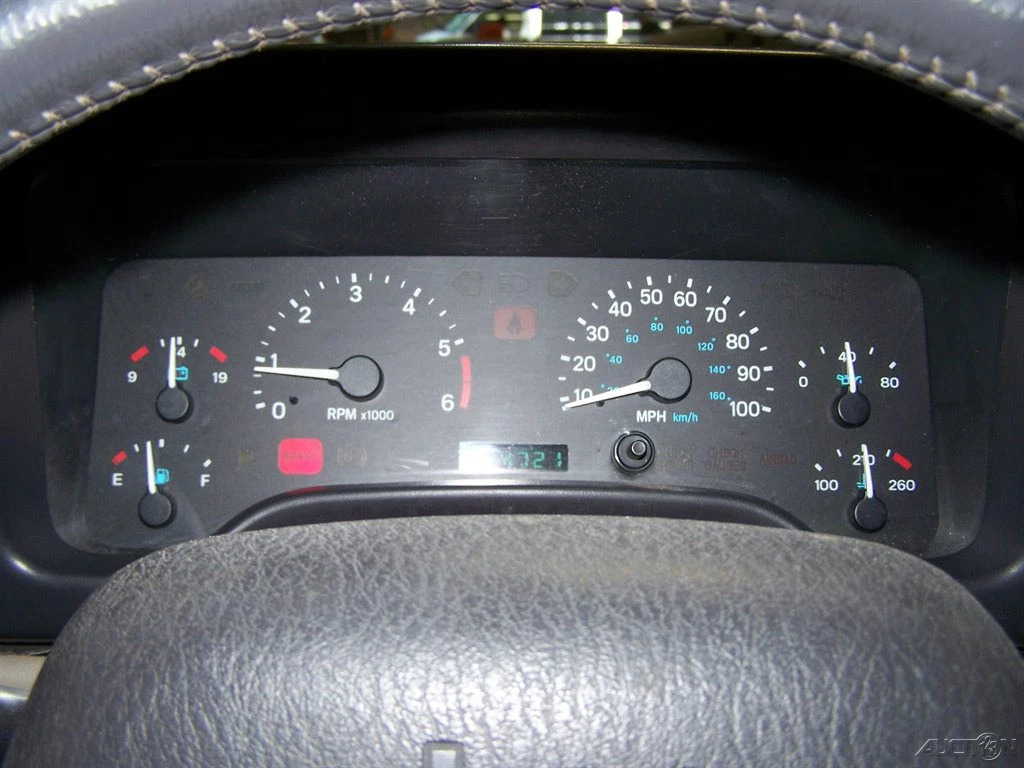 1999 Jeep Wrangler 74k Sahara 5-Speed A/C H.O 4.0L Inline 6CYL 4WD Utility SUV