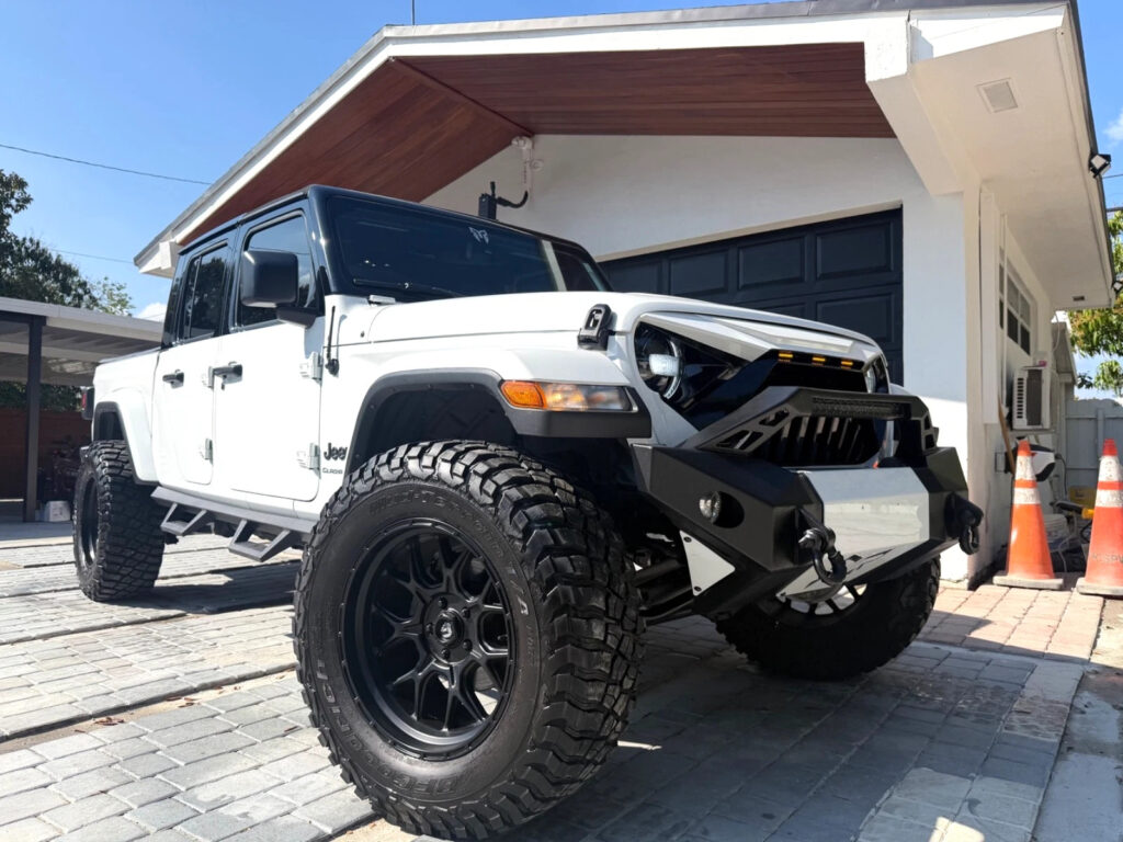 2022 Jeep Gladiator Rocky Ridge Package 4X4 Loaded!!