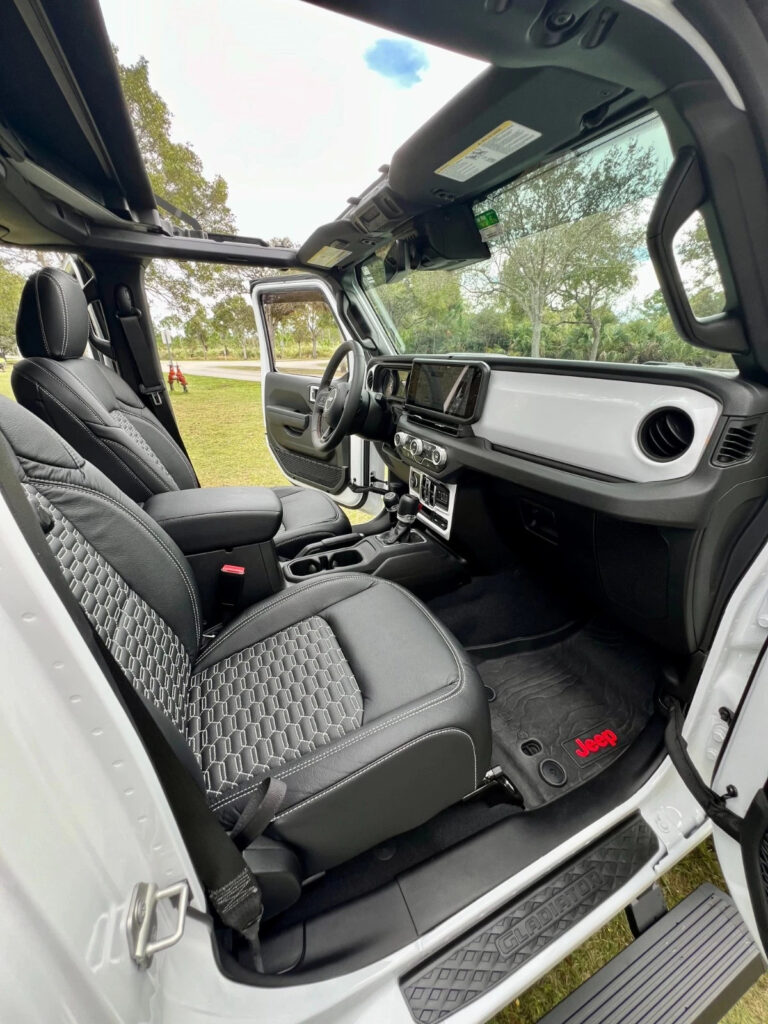 2024 Jeep Gladiator Sport S