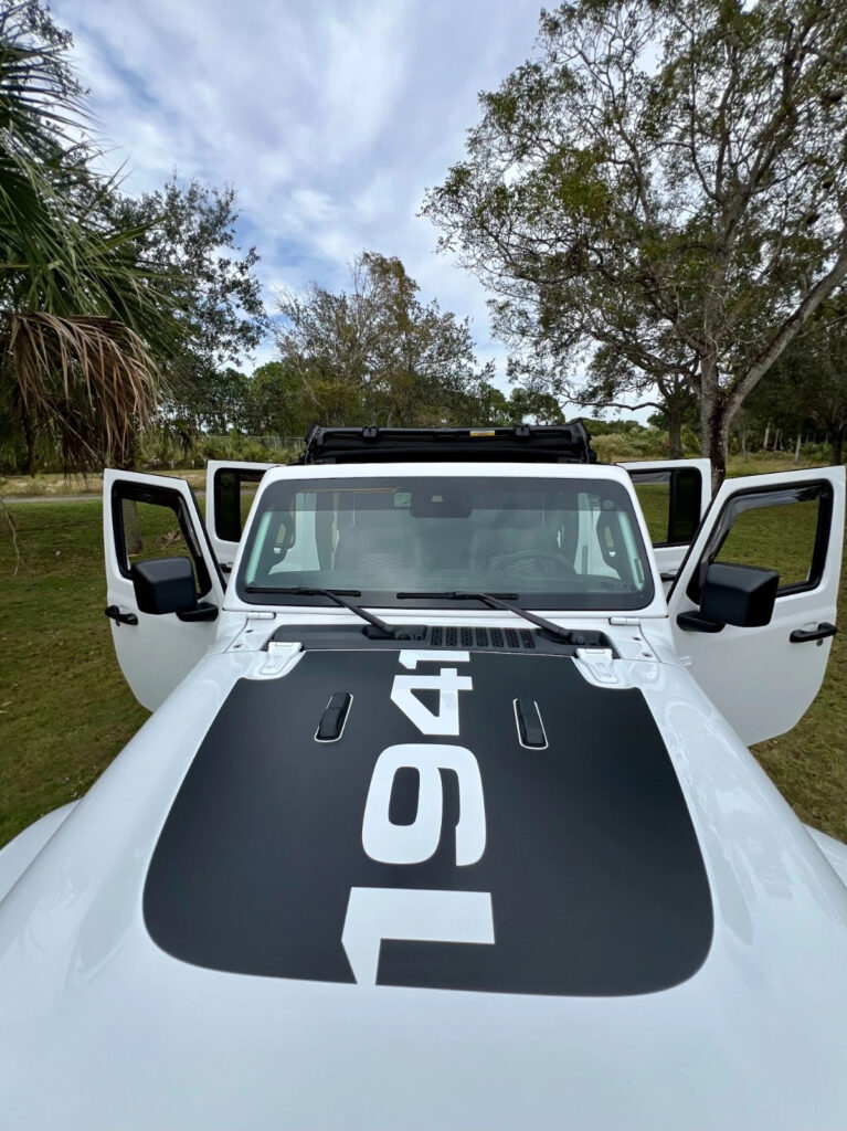 2024 Jeep Gladiator Sport S