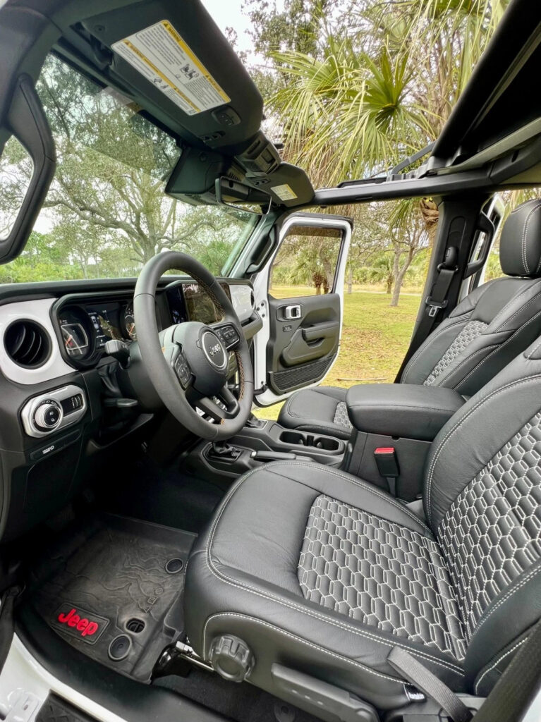 2024 Jeep Gladiator Sport S