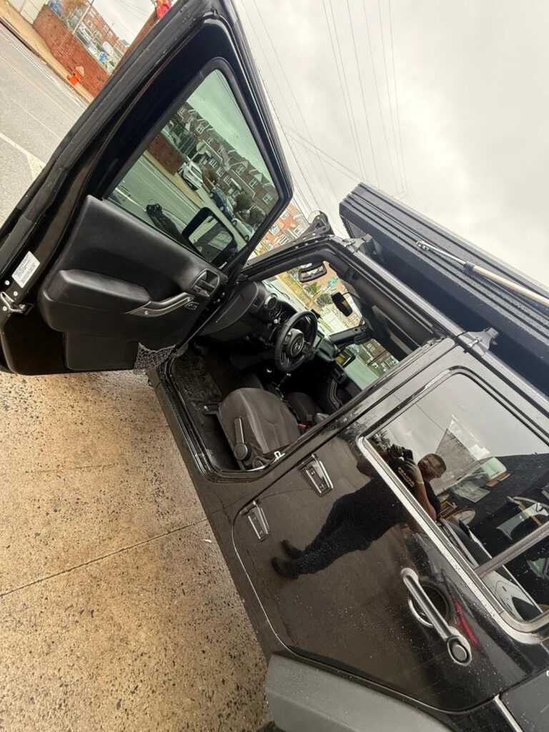 2017 Jeep Wrangler Sport