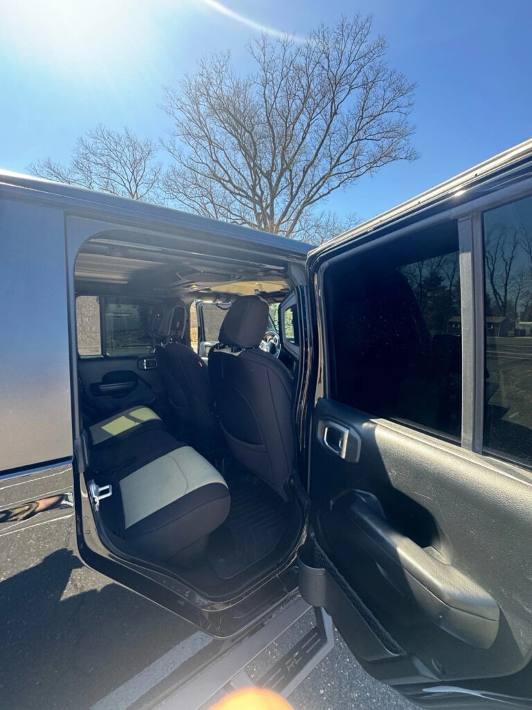 2020 Jeep Gladiator Sport