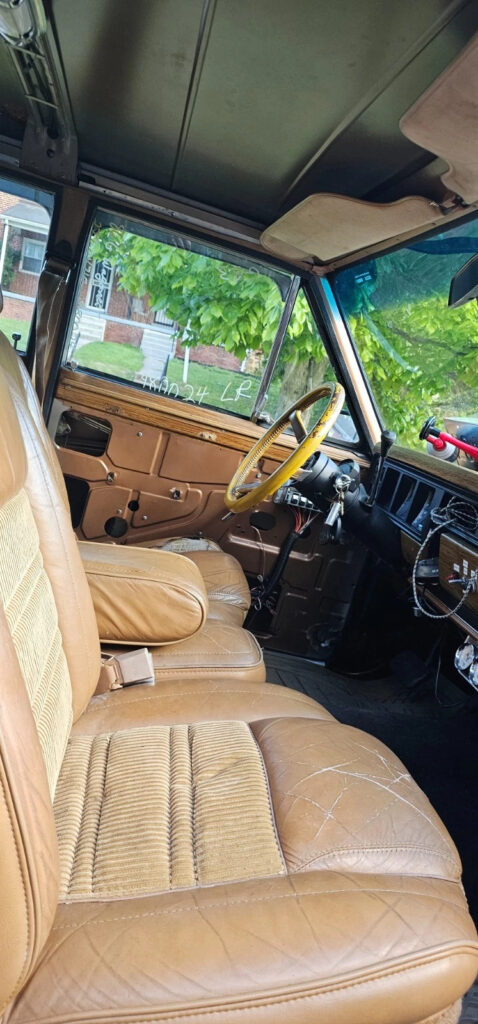 1985 Jeep Wagoneer