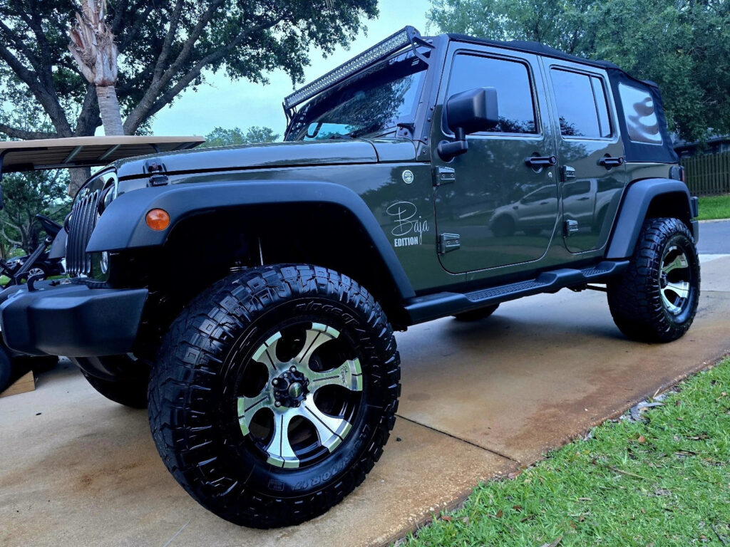 2015 Jeep Wrangler Sport