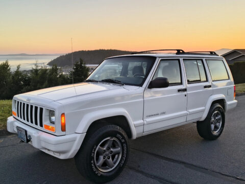 1999 Jeep Cherokee Classic for sale