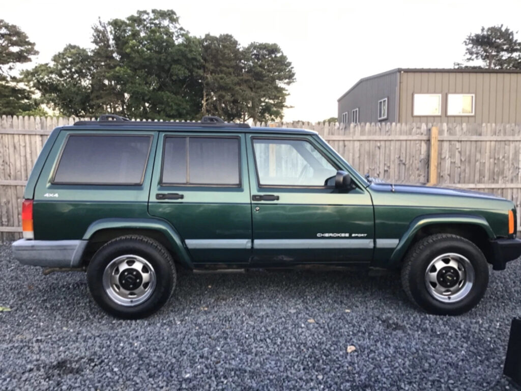 1999 Jeep Cherokee Sport