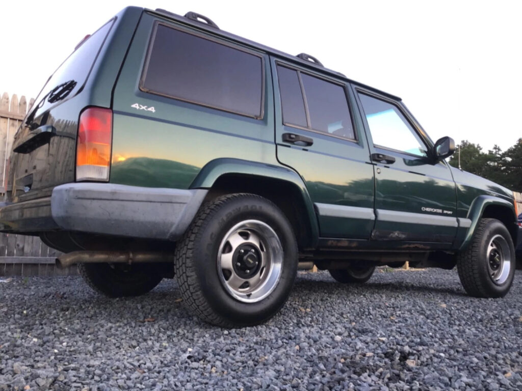 1999 Jeep Cherokee Sport