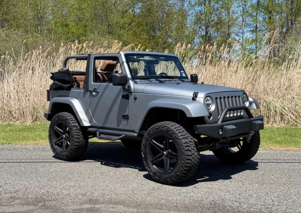 2011 Jeep Wrangler Sahara