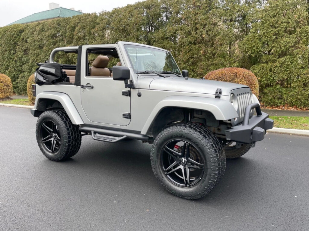 2011 Jeep Wrangler Sahara