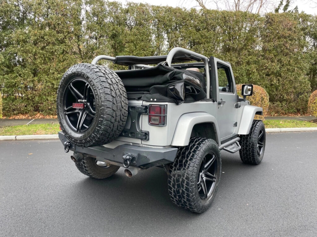 2011 Jeep Wrangler Sahara