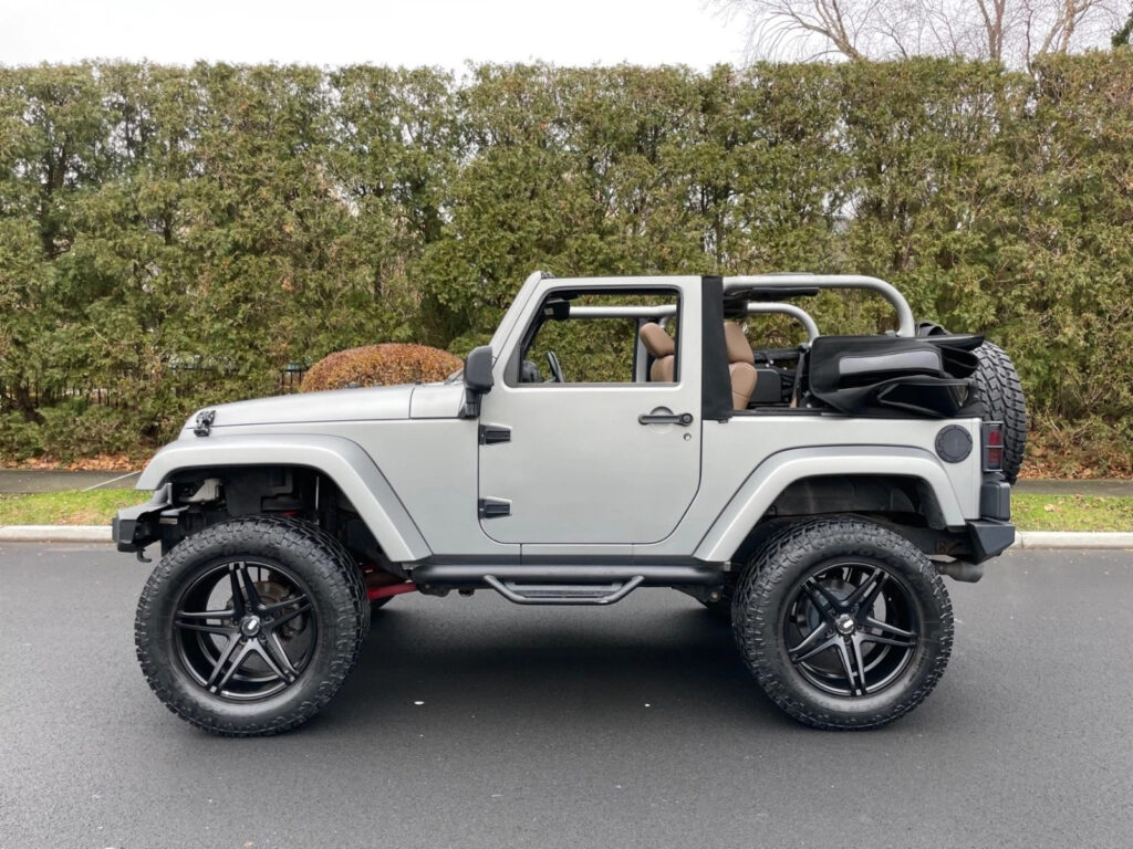 2011 Jeep Wrangler Sahara