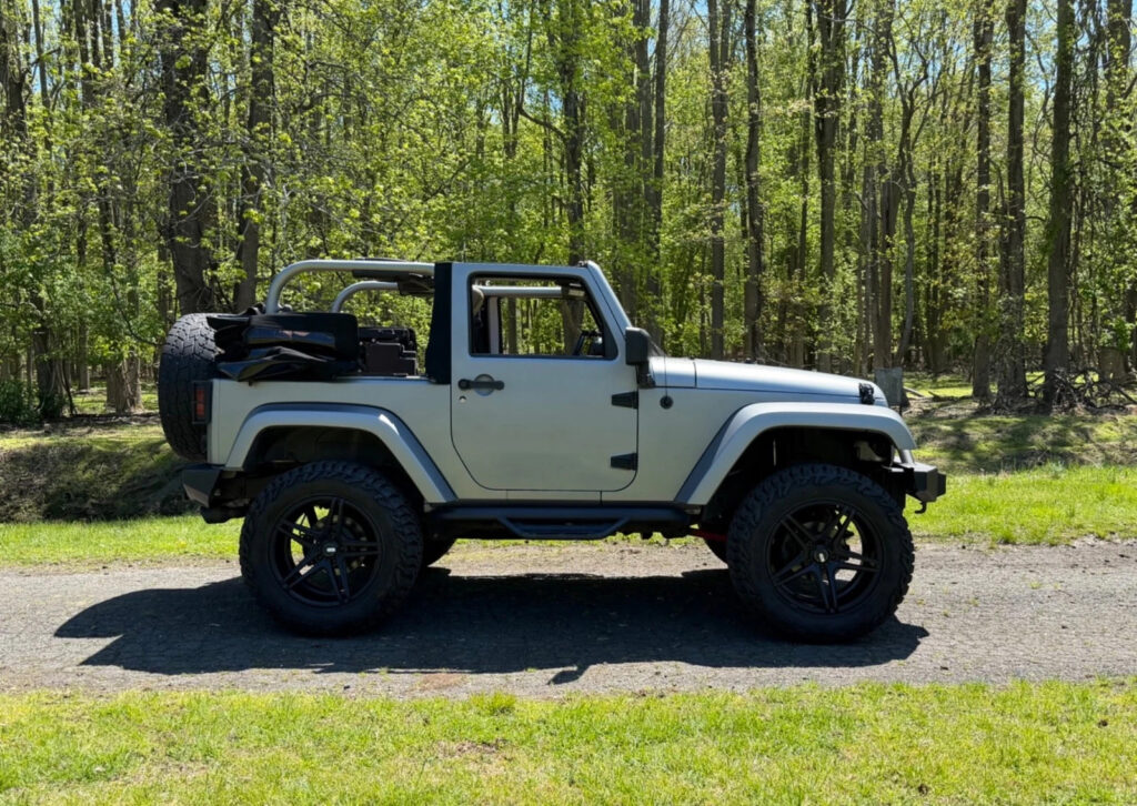 2011 Jeep Wrangler Sahara