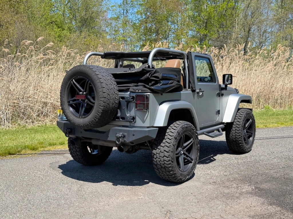 2011 Jeep Wrangler Sahara