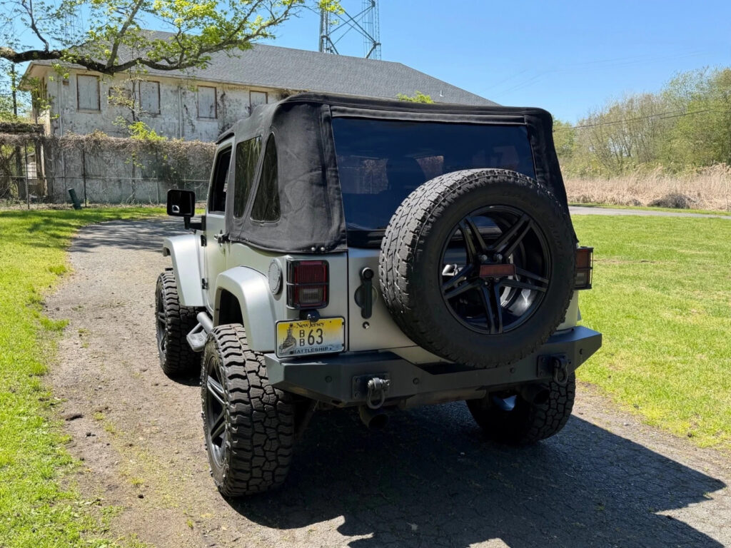 2011 Jeep Wrangler Sahara