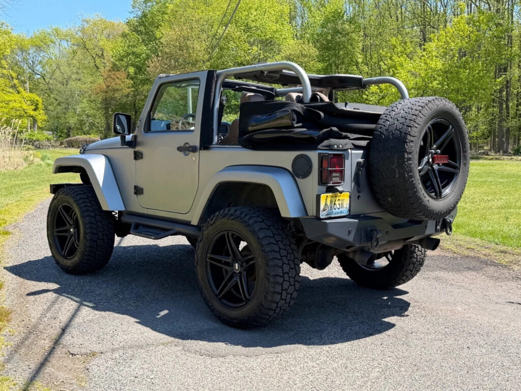 2011 Jeep Wrangler Sahara