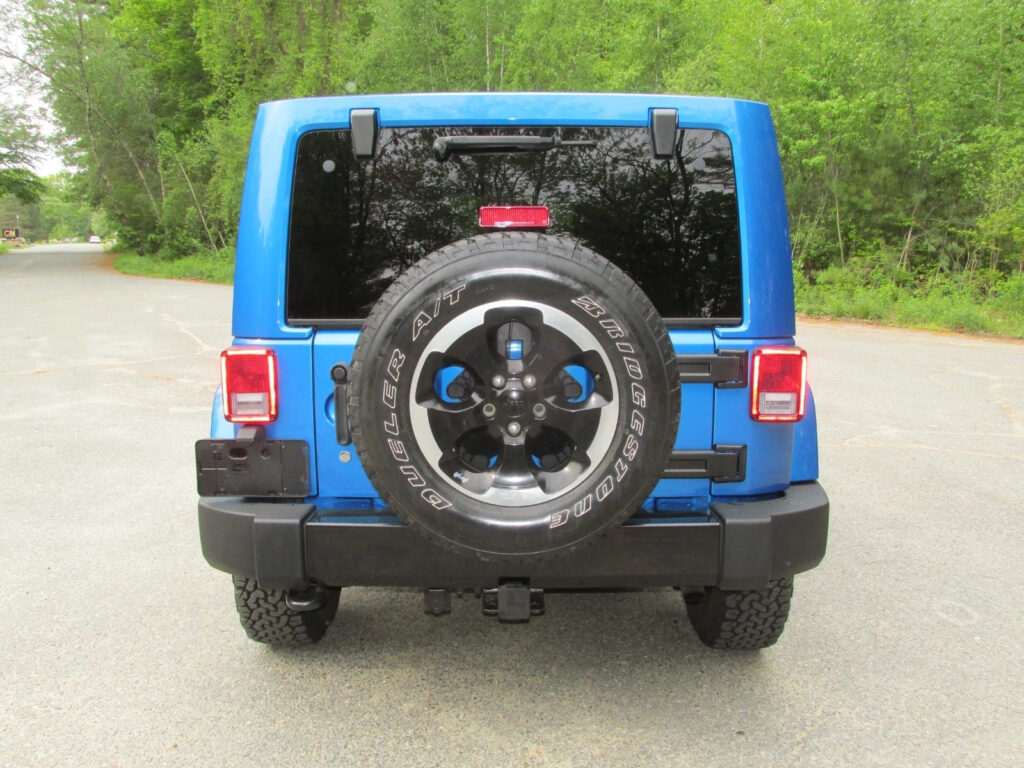 2014 Jeep Wrangler Sahara Polar Edition