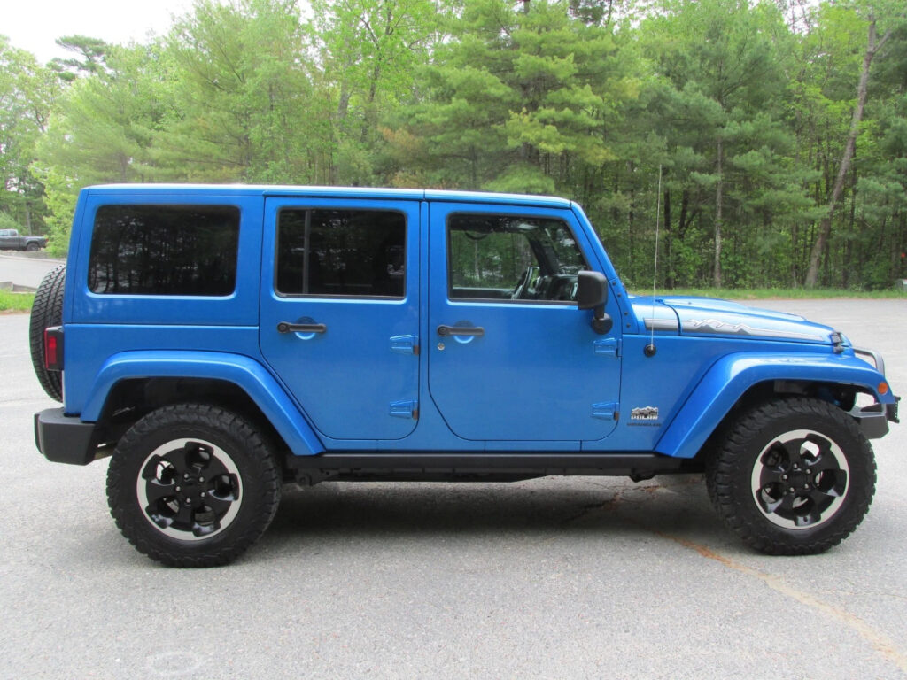 2014 Jeep Wrangler Sahara Polar Edition